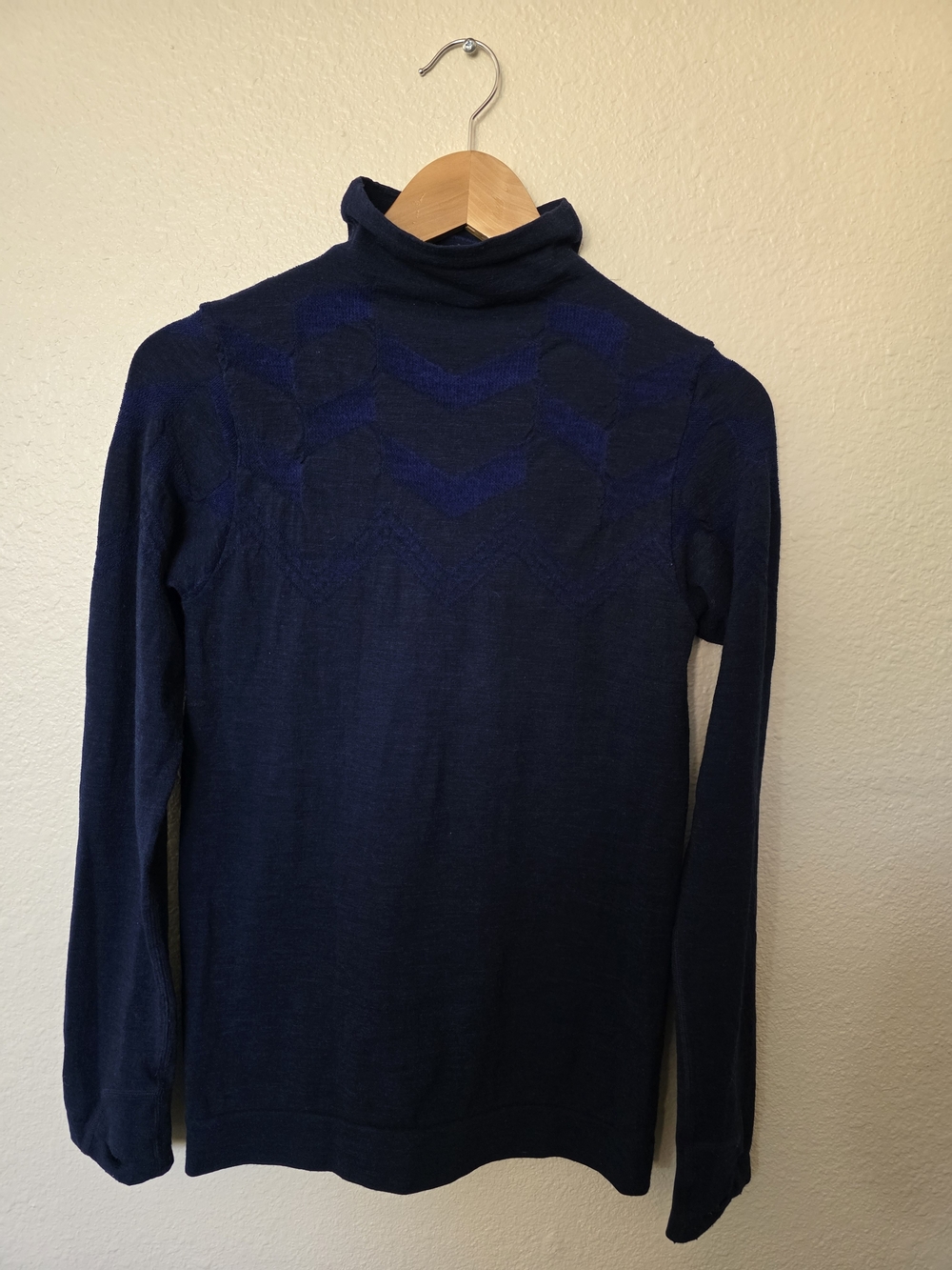 Athleta Waffle Knit Top, size M